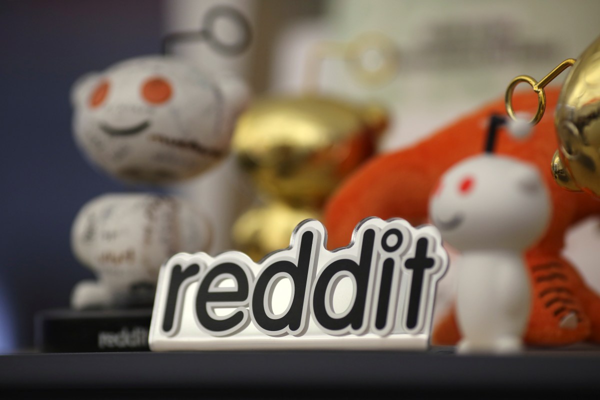 Third-party Reddit app Narwhal hopes to survive Reddit's app purge with a subscription plan